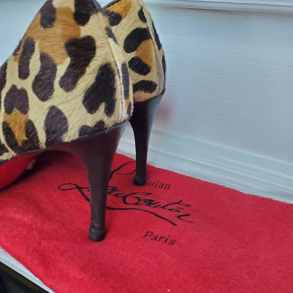 AUTHENTIC CHRISTIAN LOUBOUTIN LEOPARD HEELS - Picture 2 of 8